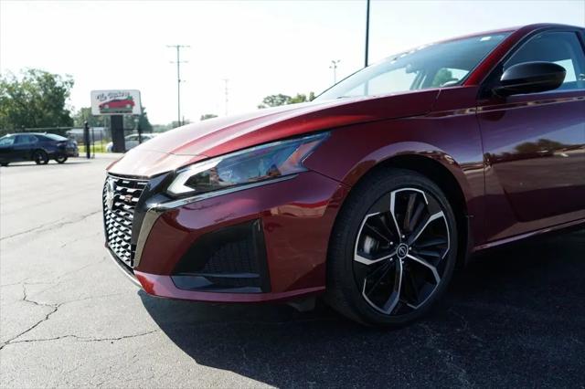 2023 Nissan Altima SR Intelligent AWD