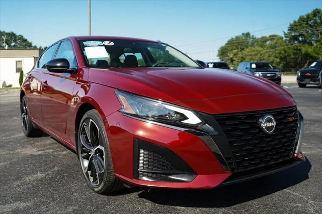 2023 Nissan Altima SR Intelligent AWD