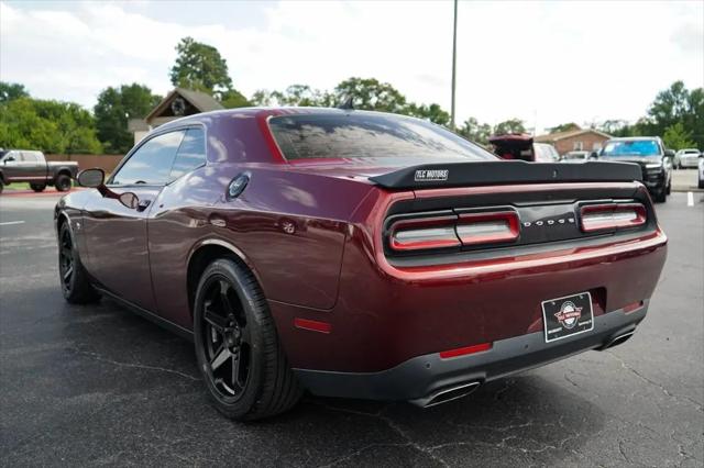 2018 Dodge Challenger 392 Hemi Scat Pack Shaker