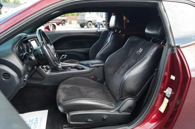 2018 Dodge Challenger 392 Hemi Scat Pack Shaker