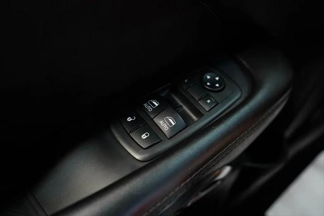 2018 Dodge Challenger 392 Hemi Scat Pack Shaker