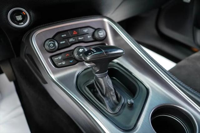 2018 Dodge Challenger 392 Hemi Scat Pack Shaker