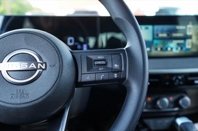2025 Nissan Kicks SV FWD