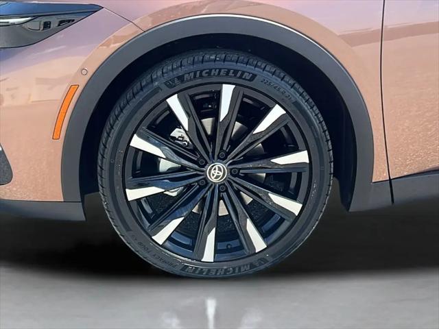 2026 Toyota Crown Platinum