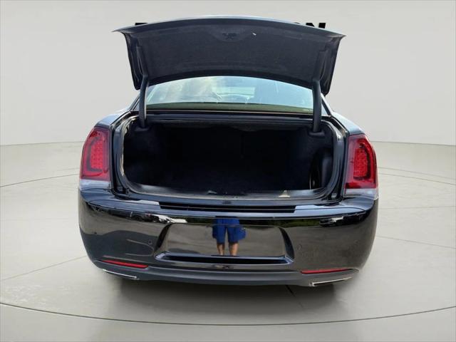 2023 Chrysler 300 Touring L AWD