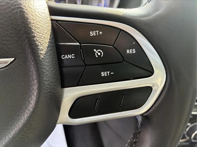 2023 Chrysler 300 Touring L AWD