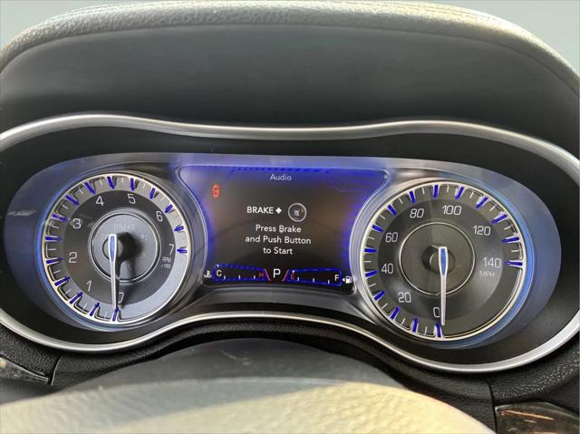 2023 Chrysler 300 Touring L AWD