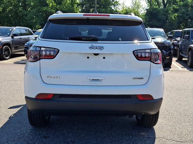 2022 Jeep Compass Latitude Lux 4x4