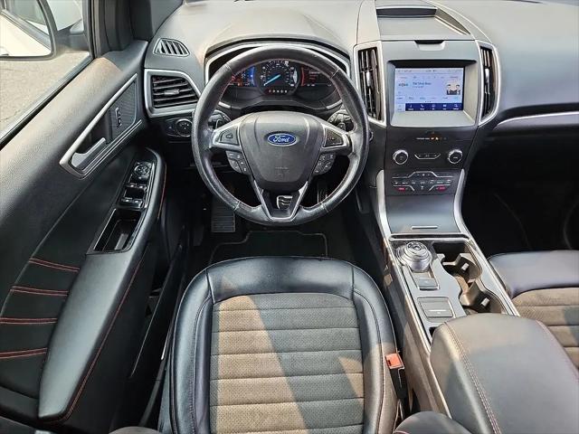 2020 Ford Edge ST-Line