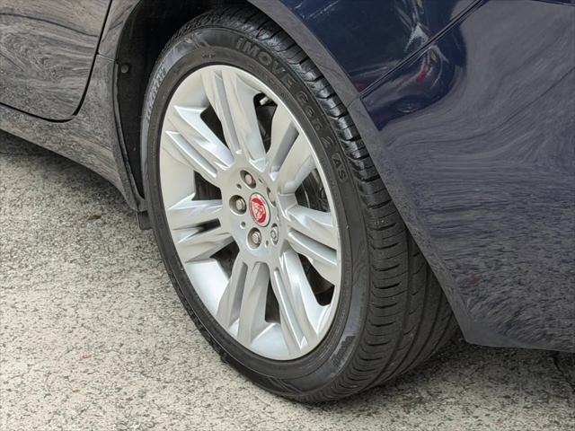 2017 Jaguar XF 35t Premium