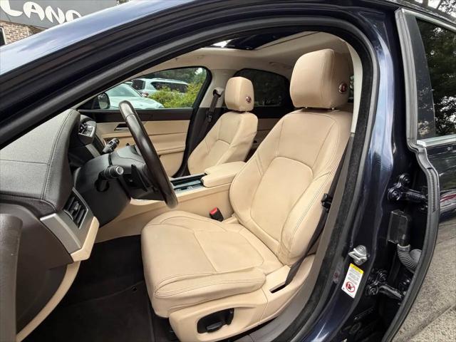 2017 Jaguar XF 35t Premium