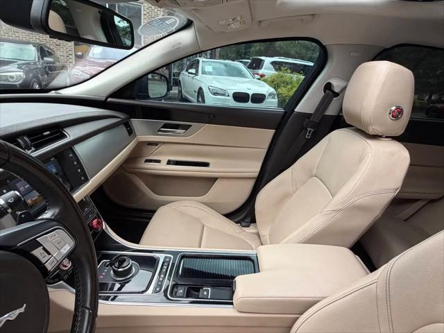 2017 Jaguar XF 35t Premium
