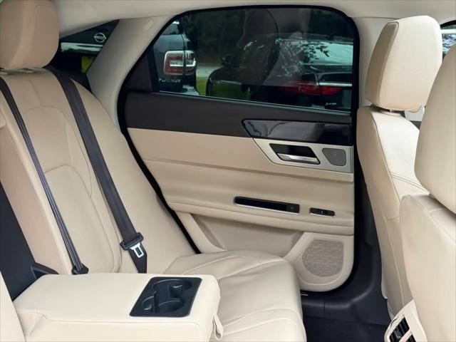 2017 Jaguar XF 35t Premium