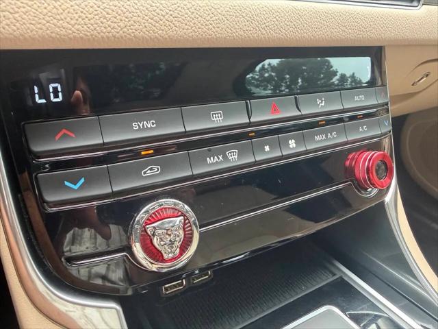 2017 Jaguar XF 35t Premium