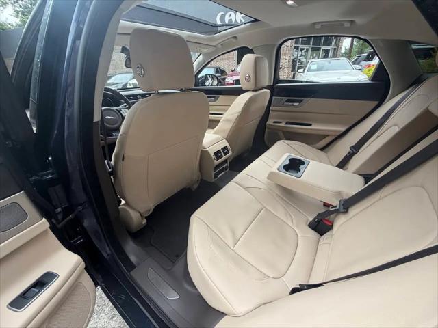 2017 Jaguar XF 35t Premium