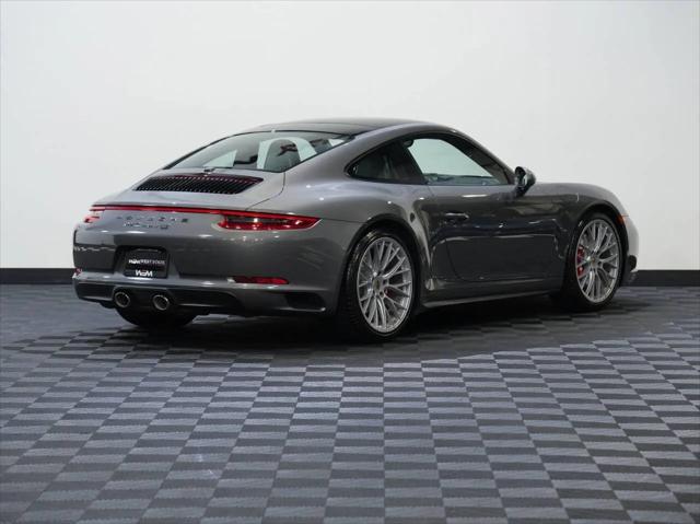 2017 Porsche 911 Carrera 4S