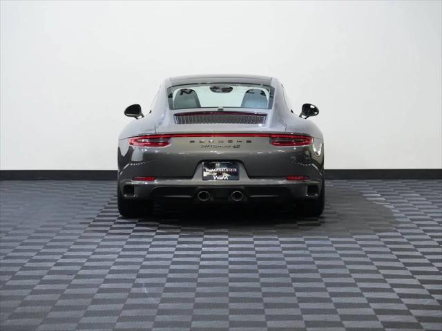 2017 Porsche 911 Carrera 4S