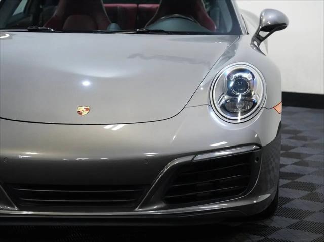 2017 Porsche 911 Carrera 4S