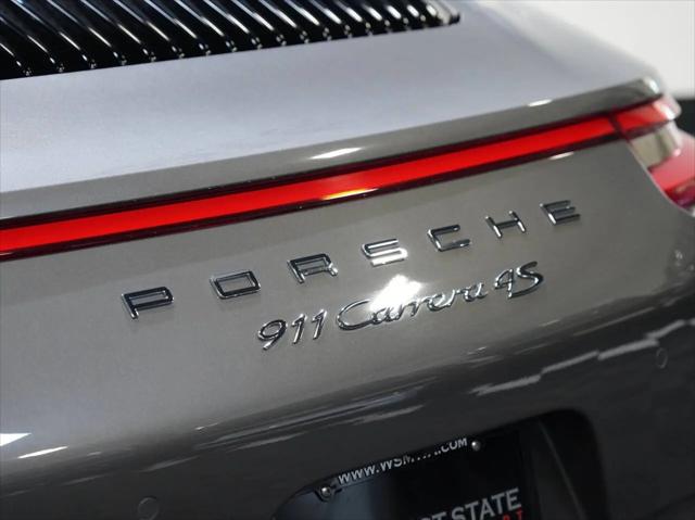 2017 Porsche 911 Carrera 4S
