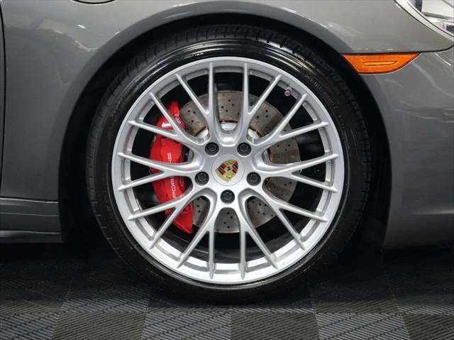 2017 Porsche 911 Carrera 4S