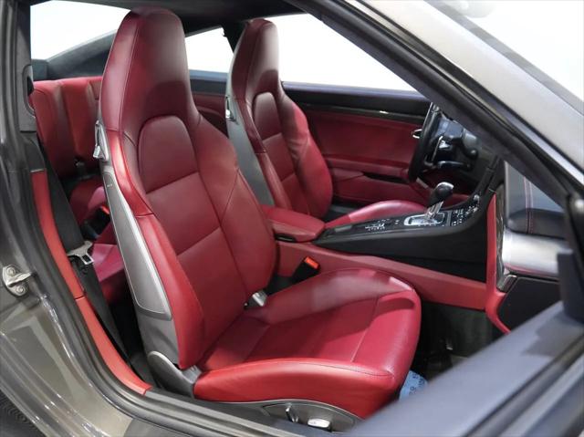 2017 Porsche 911 Carrera 4S