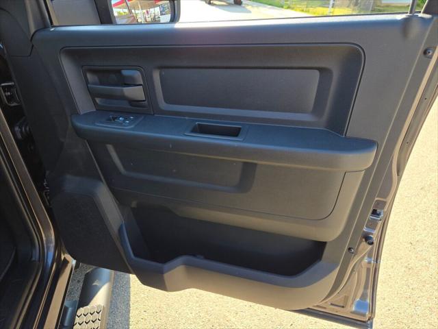 2026 RAM Ram 3500 RAM 3500 TRADESMAN CREW CAB 4X4 8 BOX