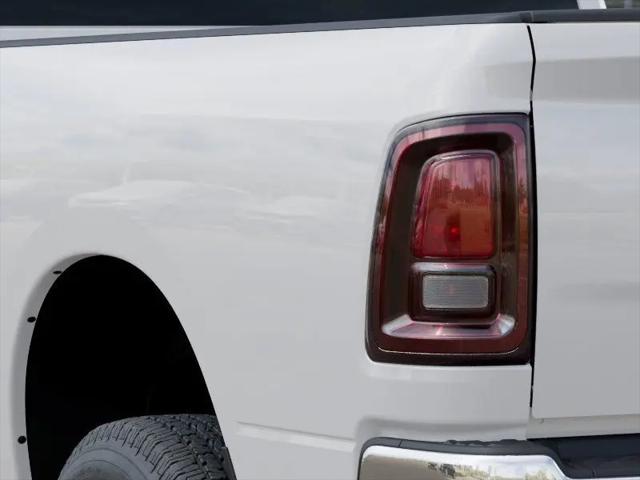 2026 Ram 3500 Tradesman Crew Cab 4x4 8 Box