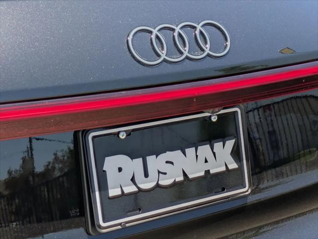 2027 Audi Q6 e-tron Premium quattro