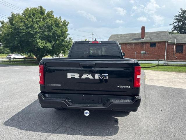 2025 Ram 1500 Big Horn Crew Cab 4x4 5'7" Box