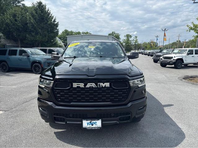 2025 Ram 1500 Big Horn Crew Cab 4x4 5'7" Box