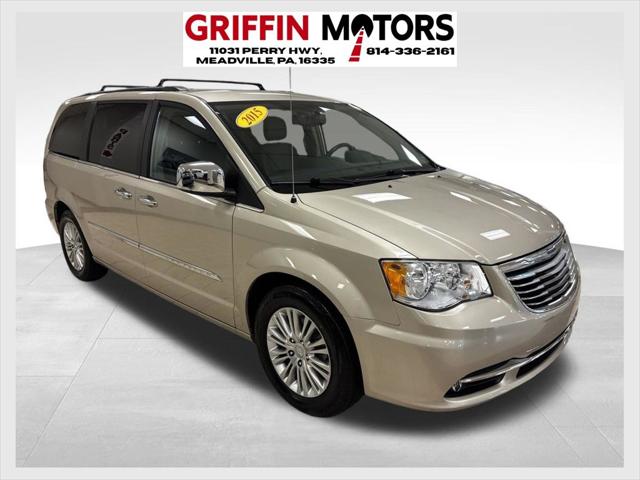 2015 Chrysler Town & Country Touring-L for sale in Meadville, PA