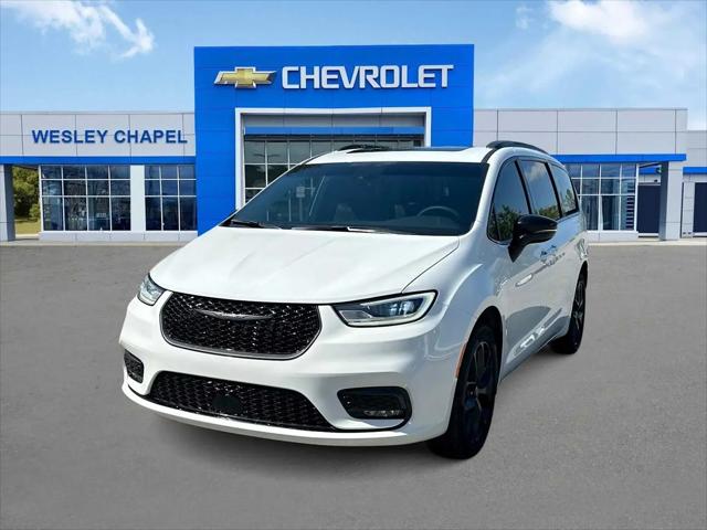2023 Chrysler Pacifica Limited AWD for sale in Wesley Chapel, FL