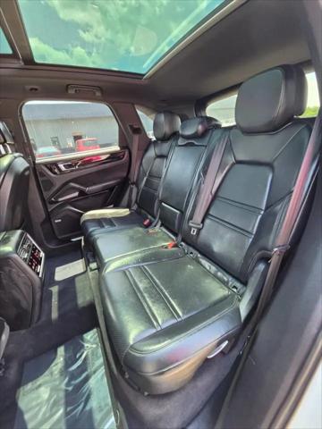 2019 Porsche Cayenne Cayenne