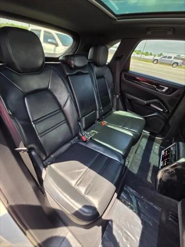 2019 Porsche Cayenne Cayenne
