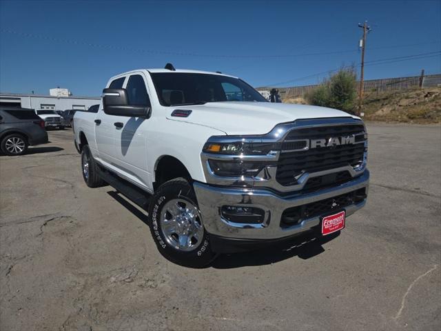 2026 RAM 2500 Tradesman Crew Cab 4x4 64 Box