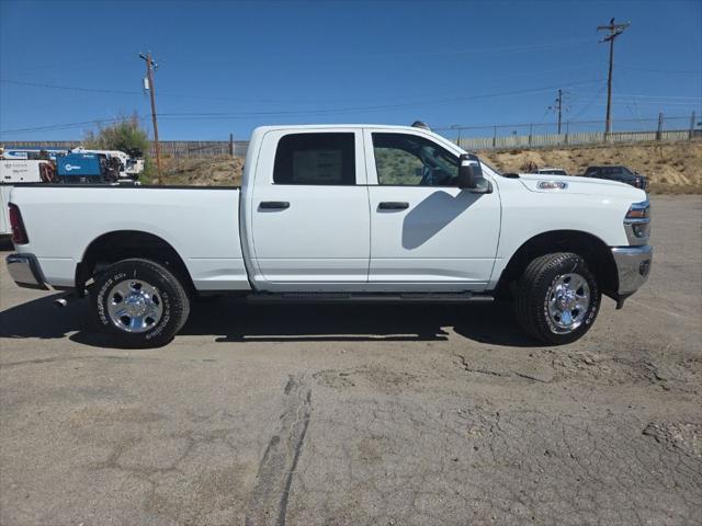 2026 RAM 2500 Tradesman Crew Cab 4x4 64 Box