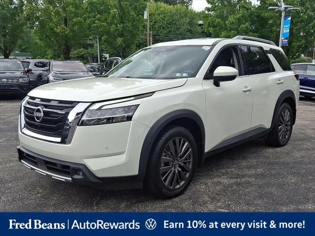2022 Nissan Pathfinder SL 4WD