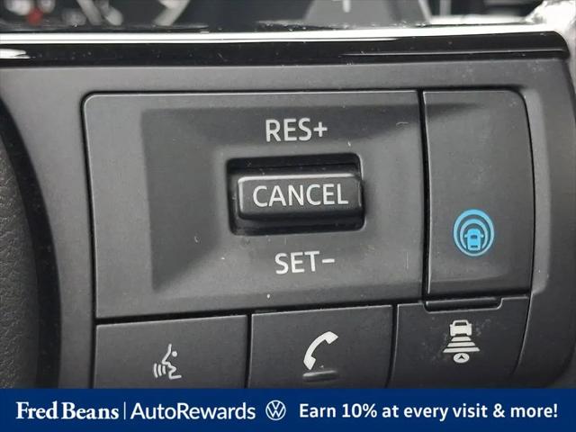 2022 Nissan Pathfinder SL 4WD