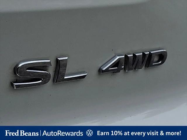 2022 Nissan Pathfinder SL 4WD