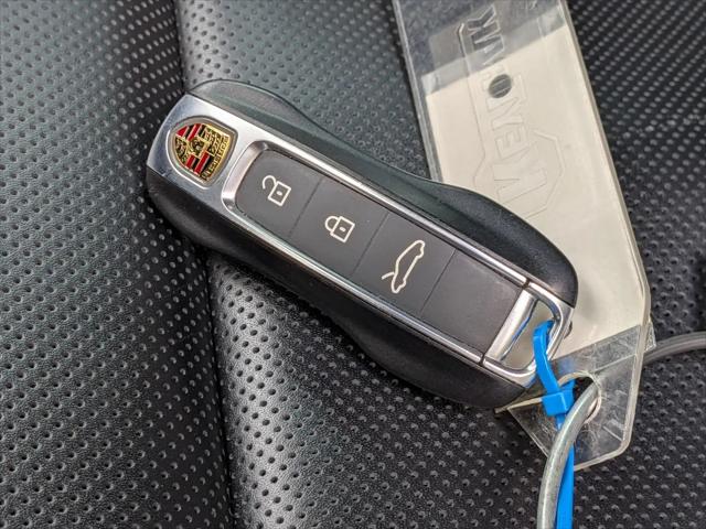 2023 Porsche 911 Carrera GTS