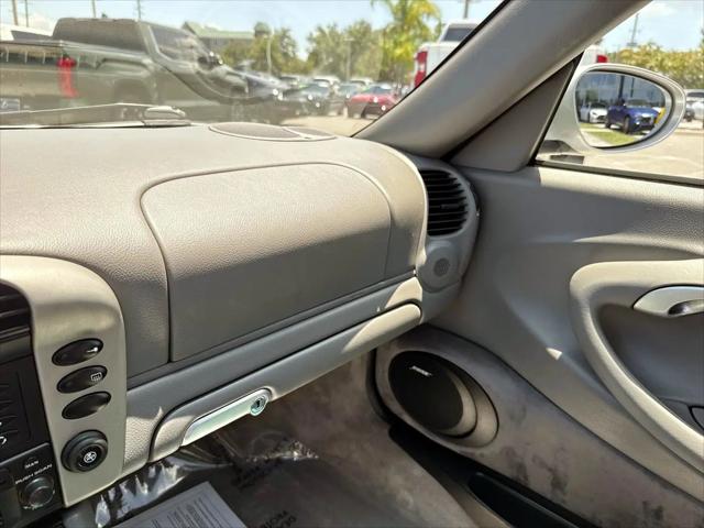 2004 Porsche 911 911 Carrera