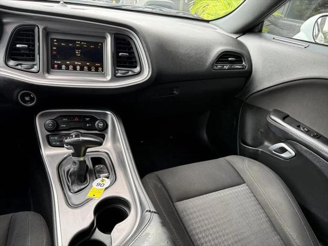 2021 Dodge Challenger SXT