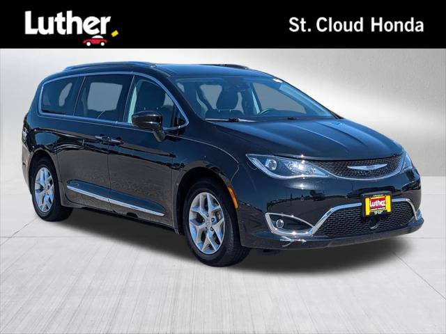 2020 Chrysler Pacifica Touring L for sale in Wait Park, MN