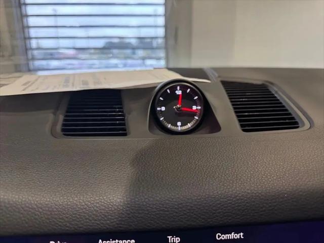 2023 Porsche Cayenne Cayenne