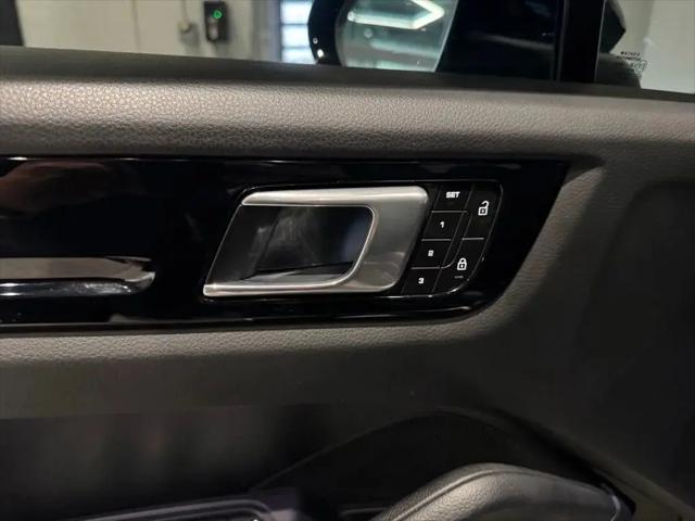 2023 Porsche Cayenne Cayenne