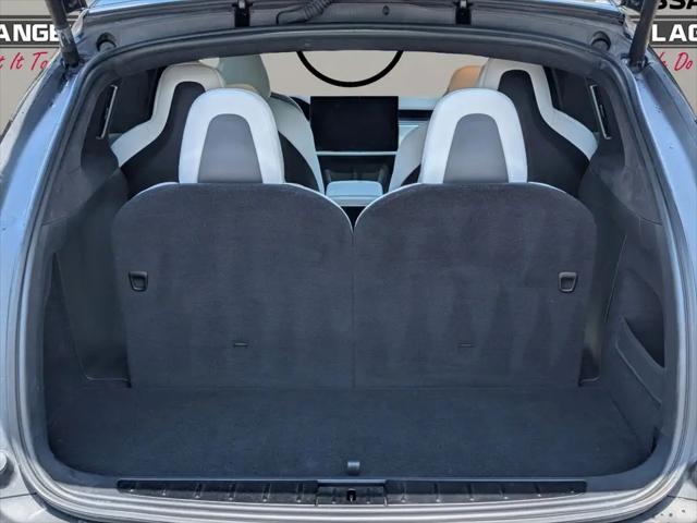 2022 Tesla Model X Plaid Tri Motor All-Wheel Drive