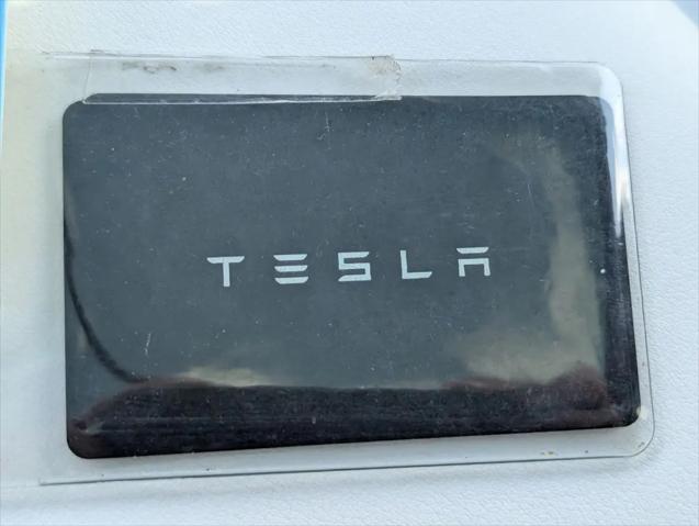 2022 Tesla Model X Plaid Tri Motor All-Wheel Drive