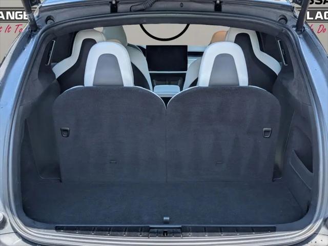 2022 Tesla Model X Plaid Tri Motor All-Wheel Drive
