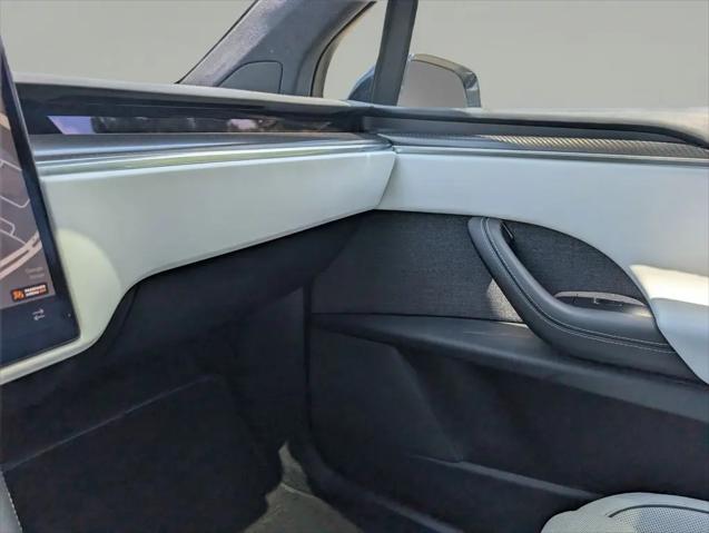 2022 Tesla Model X Plaid Tri Motor All-Wheel Drive