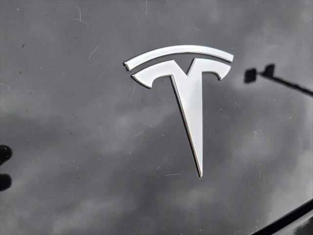 2021 Tesla Model 3 Standard Range Plus Rear-Wheel Drive